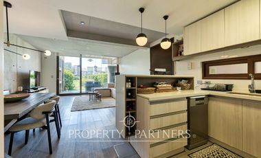 Departamento tipo Townhouse, en primer piso