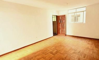 Departamento en Jesús María con cochera precio de ocasión
