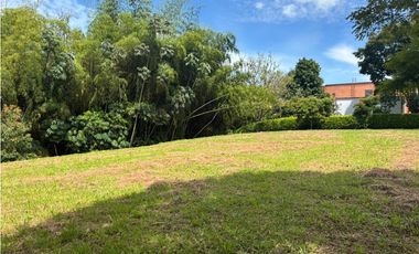 Lote en condominio, gran oportunidad!!