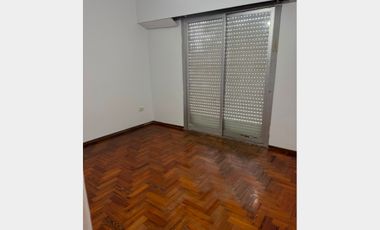 Casa  en Alquiler Villa Luzuriaga / La Matanza (A141 4254)