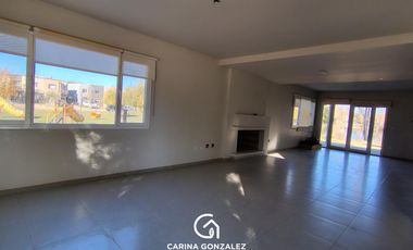 Alquiler Casa B. Privado La Peregrina