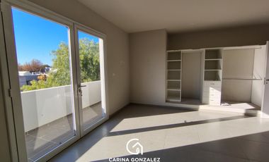 Alquiler Casa B. Privado La Peregrina