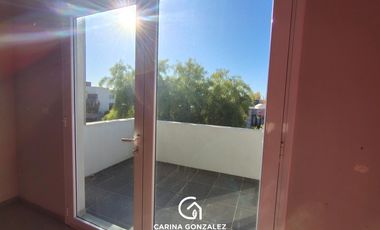 Alquiler Casa B. Privado La Peregrina