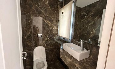OFICINA COMERCIAL VENTA EN Camilo Cavour  3055 1°B C/ DOS COCHERAS  (LANUS OESTE)