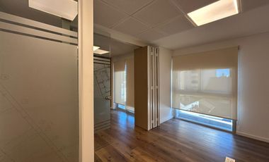 OFICINA COMERCIAL VENTA EN Camilo Cavour  3055 1°B C/ DOS COCHERAS  (LANUS OESTE)