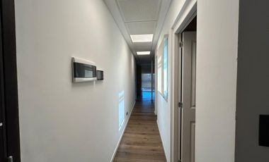 OFICINA COMERCIAL VENTA EN Camilo Cavour  3055 1°B C/ DOS COCHERAS  (LANUS OESTE)