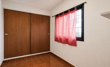 VENTA • OLIVOS • CASA • 6 AMBIENTES • 3 COCHERAS