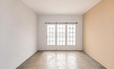 VENTA • OLIVOS • CASA • 6 AMBIENTES • 3 COCHERAS
