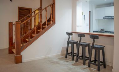 Casa de 5 ambientes en alquiler en Acassuso
