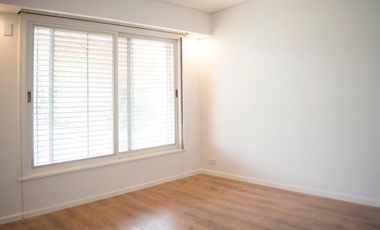 Casa de 5 ambientes en alquiler en Acassuso
