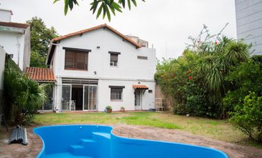 Casa de 5 ambientes en alquiler en Acassuso