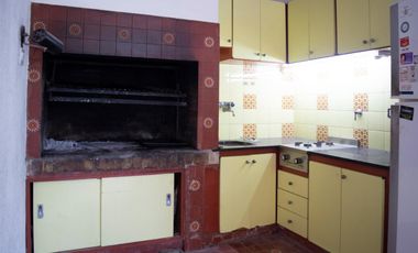 Casa de 5 ambientes en alquiler en Acassuso