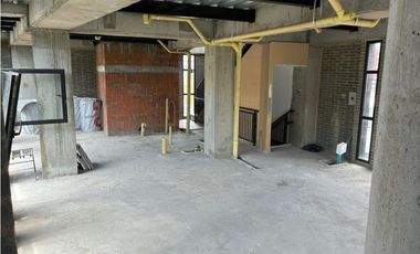 VENTA DE EDIFICIO COMERCIAL CON ROOFTOP EN GRANADA- CALI