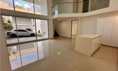 SE RENTA CASA DE 3 HABITACIONES AL NORTE DE ARMENIA - CONJUNTO CERRADO
