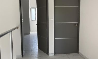 Hermosa casa 3 hab, 3.5 baños, jacuzzi y alberca en Playa del Carmen