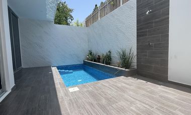 Hermosa casa 3 hab, 3.5 baños, jacuzzi y alberca en Playa del Carmen