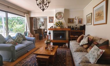 ARRIENDO CASA FAMILIAR CON PISCINA EN MOSTAZAL