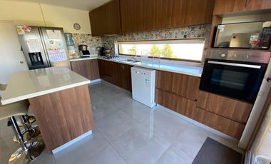 VENDE CASA EN LOTEO LAUREL DE ORO CAMINO A COIHUECO KM 7,5