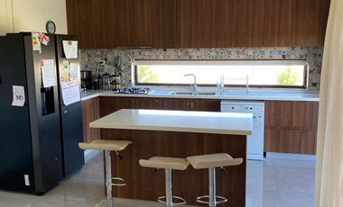 VENDE CASA EN LOTEO LAUREL DE ORO CAMINO A COIHUECO KM 7,5