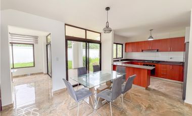 ALQUILER O VENTA DE CASA CON PATIO EN COSTA VERDE, PUERTO MADERO