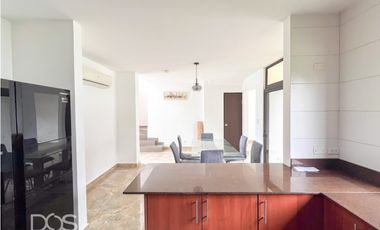 ALQUILER O VENTA DE CASA CON PATIO EN COSTA VERDE, PUERTO MADERO