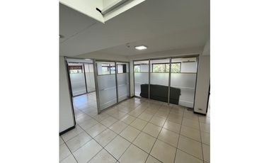 INKASA INMOBILIARIA - ALQUILA OFICINA COMERCIAL EN CAPITAL