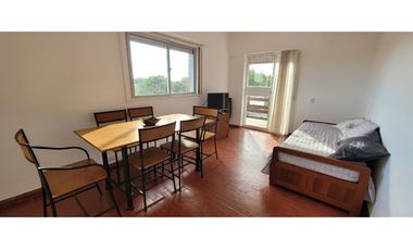 Departamento sobre Bunge Pleno centro de Pinamar- Alquiler Anual