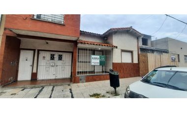 ALQUILER 24 MESES CASA 3 AMBIENTES CON GARAGE - Bº SAN JOSE
