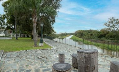 EXCEPCIONAL QUINTA AL RIO EN ALQUILER