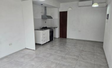 Monoambiente en alquiler en Moron Sur
