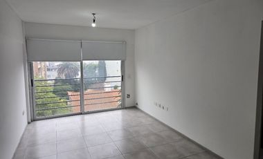 Monoambiente en alquiler en Moron Sur