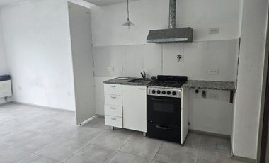 Monoambiente en alquiler en Moron Sur