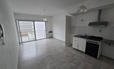 Monoambiente en alquiler en Moron Sur
