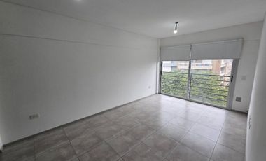 Monoambiente en alquiler en Moron Sur