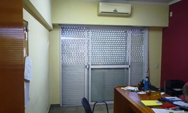 Alquiler fabrica local industrial en Caseros