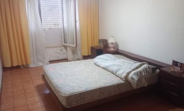 Venta casa tres dorm con jardin San Manuel Loberia