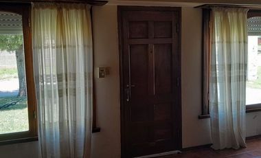 Venta casa tres dorm con jardin San Manuel Loberia