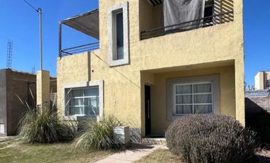 ALQUILER CASA BARRIO PRIVADO MAIPU
