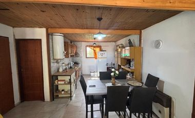 Venta dos casas en gran terreno en Los Corralitos.