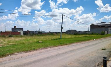Lote en venta sobre Avenida. Pto Gral San Martín