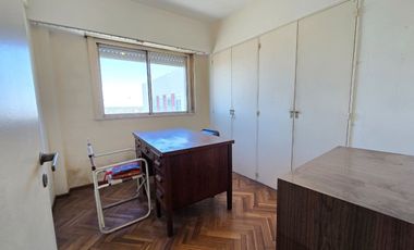 VENTA- 4 AMBIENTES- CON BALCON-APTO CREDITO- WILDE