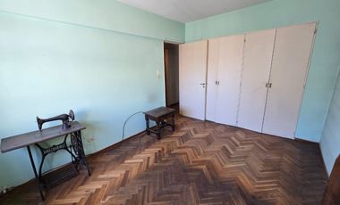 VENTA- 4 AMBIENTES- CON BALCON-APTO CREDITO- WILDE