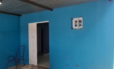 VENTA CASA 4 AMB - EL REMANSO - CARLOS SPEGAZZINI