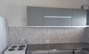 VENTA CASA 4 AMB - EL REMANSO - CARLOS SPEGAZZINI