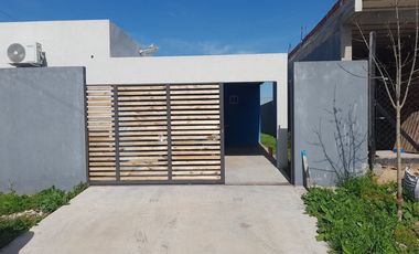 VENTA CASA 4 AMB - EL REMANSO - CARLOS SPEGAZZINI