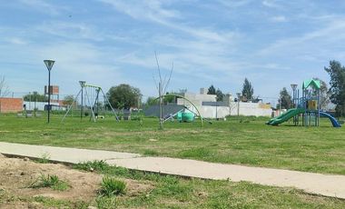 VENTA CASA 4 AMB - EL REMANSO - CARLOS SPEGAZZINI
