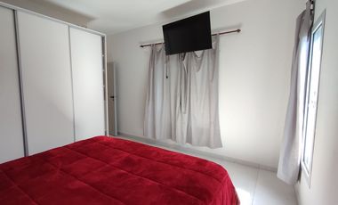 VENTA CASA 4 AMB - EL REMANSO - CARLOS SPEGAZZINI