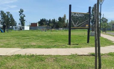 VENTA CASA 4 AMB - EL REMANSO - CARLOS SPEGAZZINI