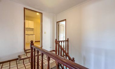 VENTA CASA EN BLOCK 2 AMB + 4 AMB DON BOSCO