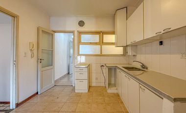 VENTA CASA EN BLOCK 2 AMB + 4 AMB DON BOSCO